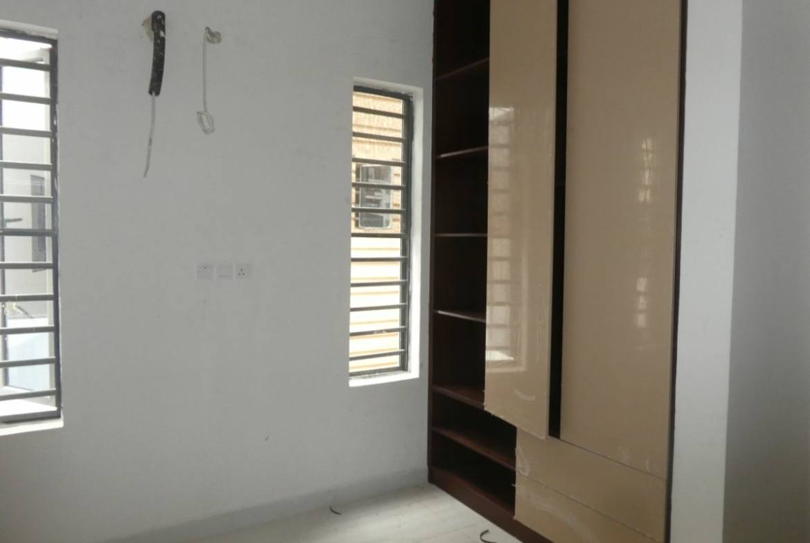 5 Bedroom Mansion with Rop Top Terrace for Sale in Ikale Lekki Lagos-Nigeria Property Finder-KAAN Properties Limited