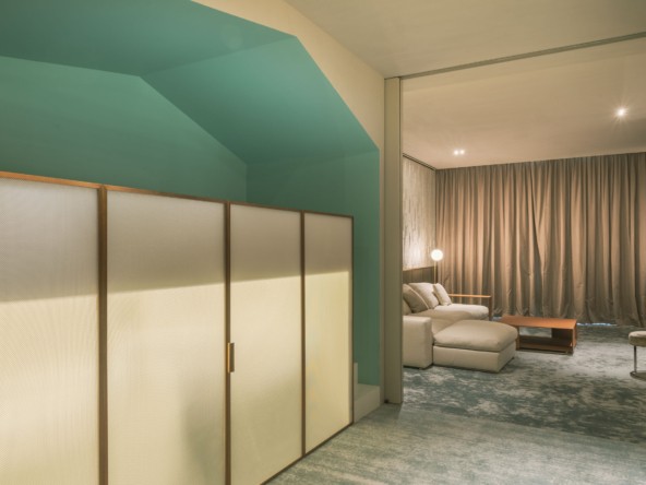 Portofino - Queens Suite Dubai