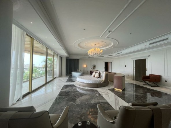 The World Island - Beachfront Properties