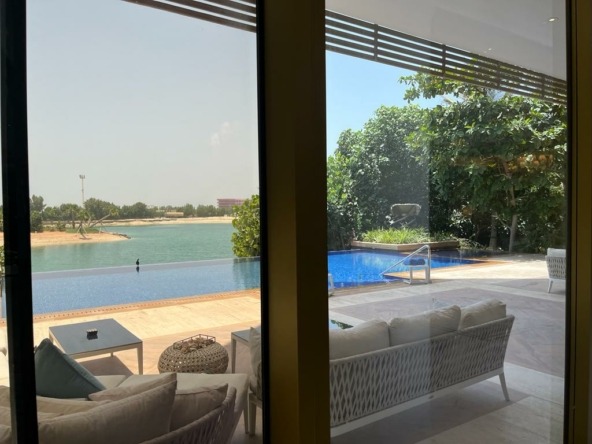 The World Island - Beachfront Properties